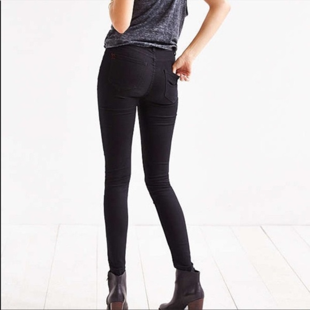 🔥 BDG Jeans 29x30 Cigarette Leg High-Rise 🔥